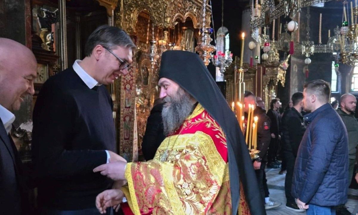Άγιον-Όρος:-Χριστούγεννα-με-το-παλιό-ημερολόγιο-παρουσία-του-Προέδρου-της-Σερβίας