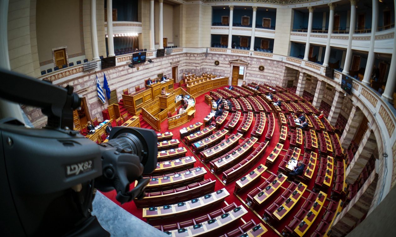 Τέμπη:-Ο-ΣΥΡΙΖΑ-στηρίζει-την-πρόταση-δυσπιστίας-του-ΠΑΣΟΚ-–-Αναβρασμός-στο-«τρίγωνο»-με-ΝεΑρ
