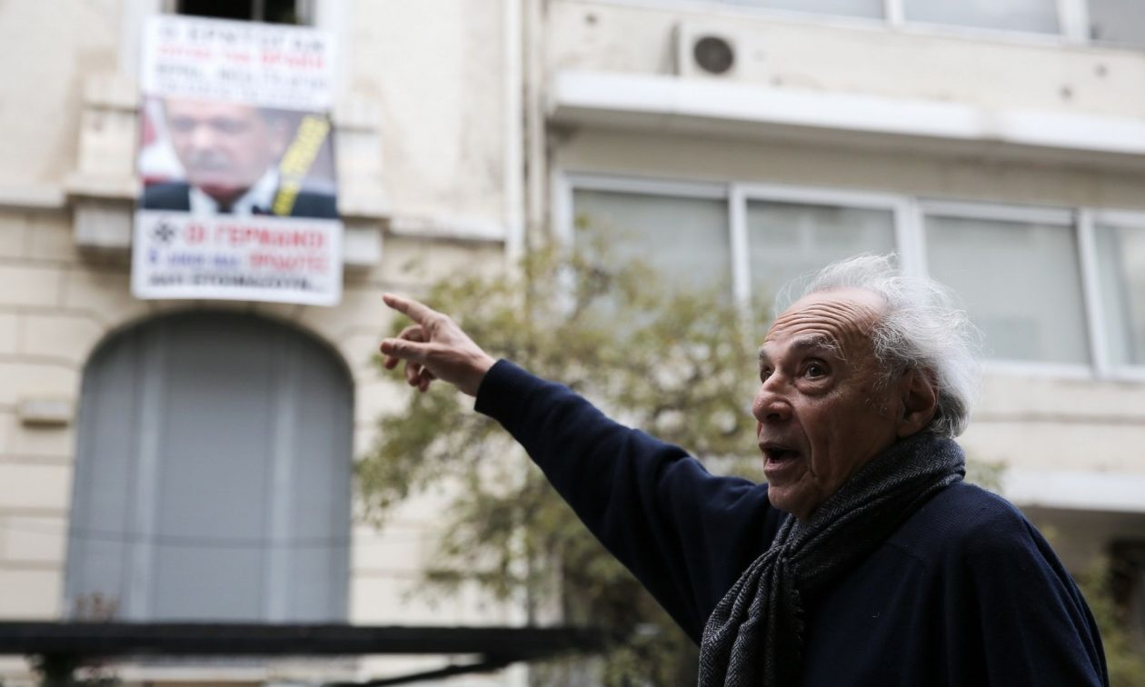 Δημήτρης-Κολλάτος:-Η-φωτογραφία-που-δημοσίευσε-ο-γιος-του-μετά-τηκηδεία