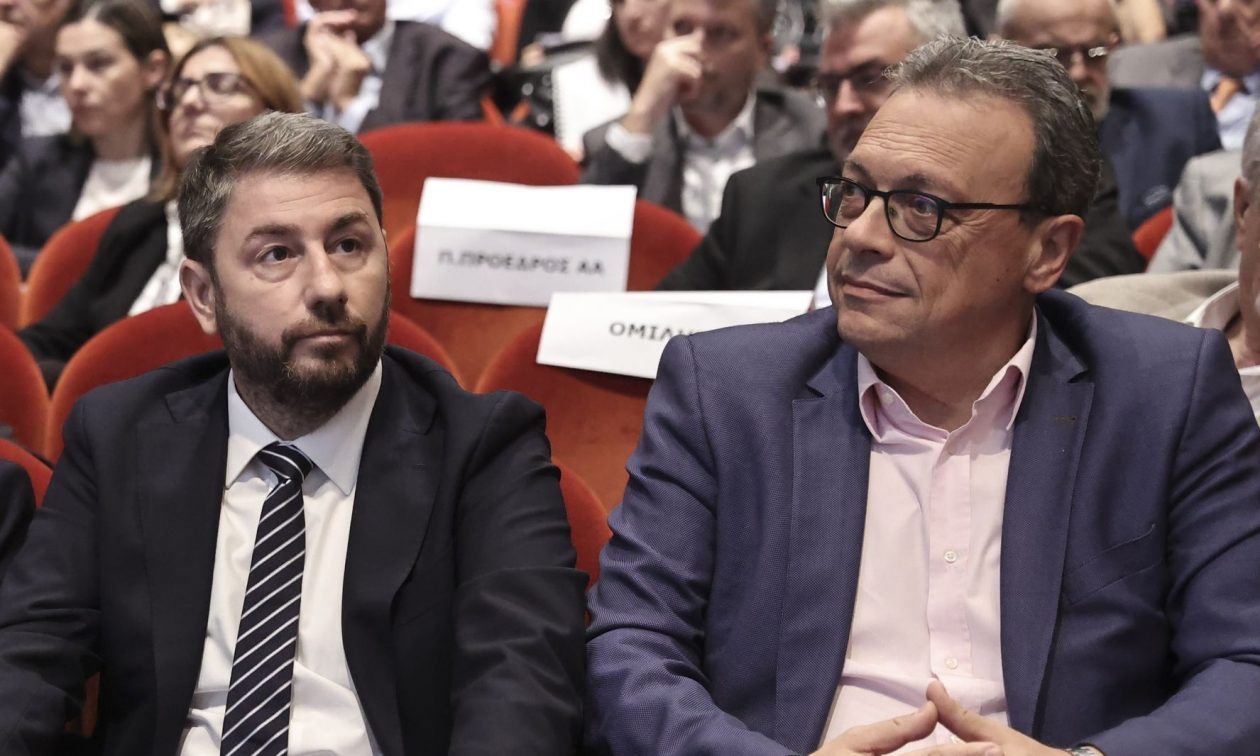 Πώς-η-ke-του-ΣΥΡΙΖΑ-σημαδεύτηκε-από-εμφύλιο…-στο-ΠΑΣΟΚ!