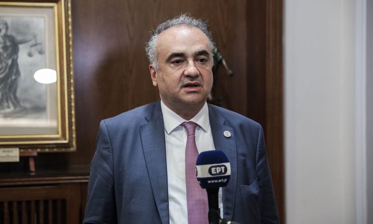 Τέμπη-–-Δικηγόρος-Δημήτρης-Γαλλής-για-Βερβεσό:-«Μετά-το-πόρισμα-μίλαγε-για-ξυλόλιο-και-μπαζώματα»