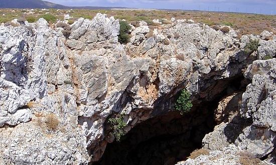 Συναγερμός-στη-Σητεία-για-την-ανάσυρση-τραυματισμένης-–-Έπεσε-από-το-σπήλαιο-Περιστεράς