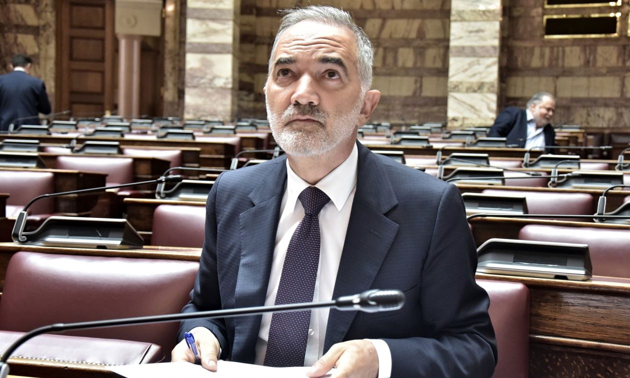 Στα-σκαριά-νέο-κόμμα-από-τους-δυσαρεστημένους-της-Δεξιάς-–-Ο-ρόλος-Σαλμά