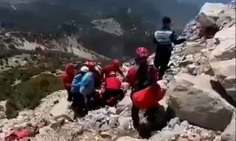 Τουρκία:-Δεν-άνοιξε-το-αλεξίπτωτο-πλαγιάς-–-Νεκροί-βρετανός-τουρίστας-και-ο-εκπαιδευτής-του