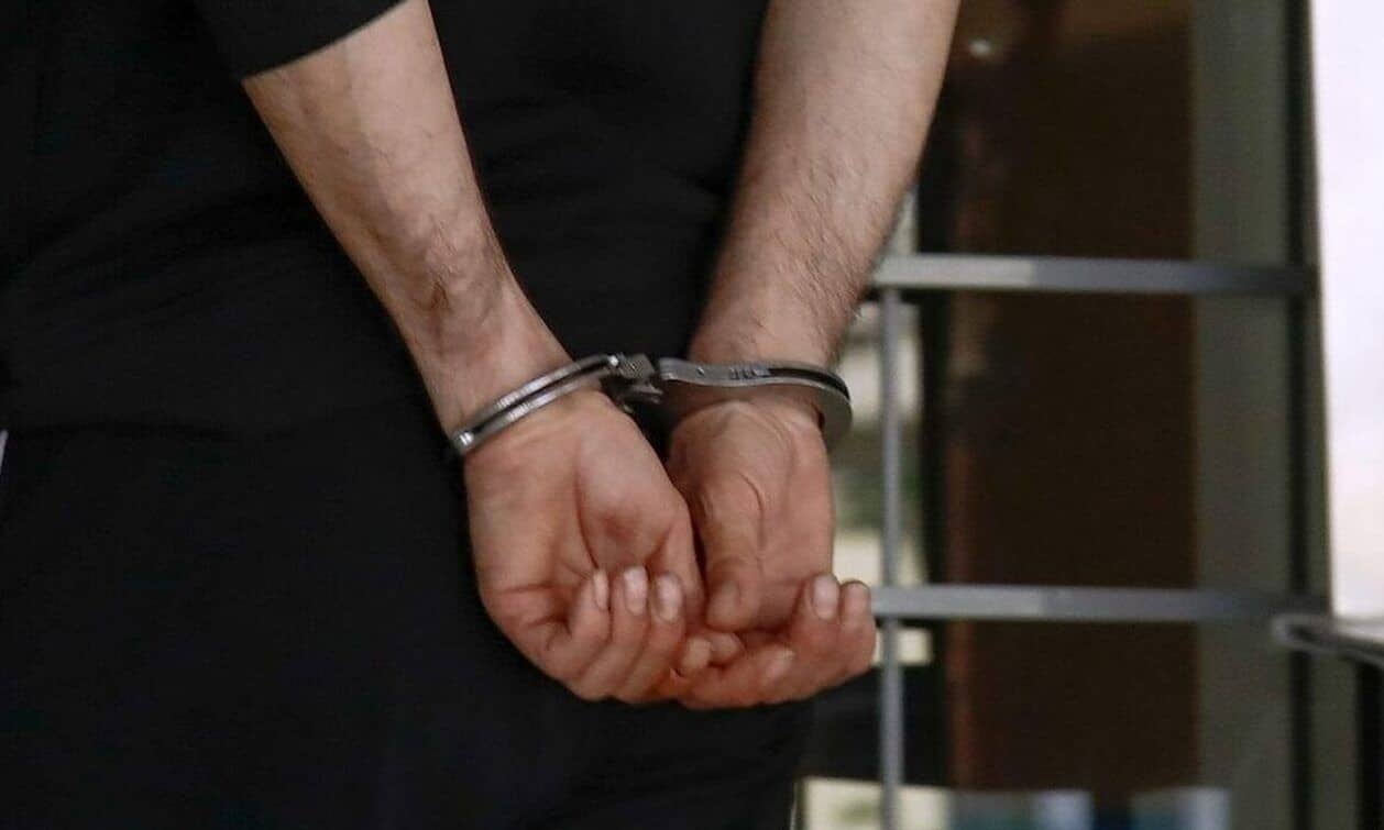 Σύλληψη-πέντε-ατόμων-για-διακίνηση-ναρκωτικών-στην-Αθήνα