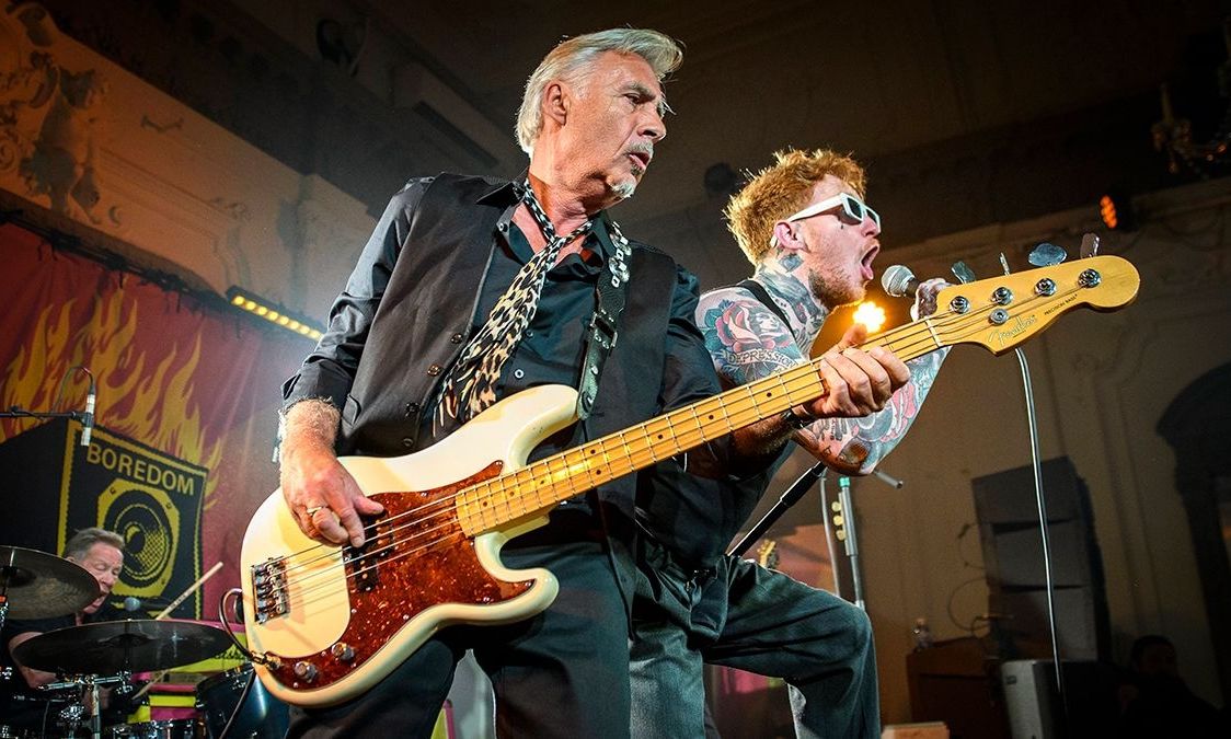 sex-pistols:-Πενήντα-χρόνια-μετά-τραγουδούν-ζωντανά-το-«god-save-the-queen»-–-Απών-ο-Τζόνι-Ρότεν