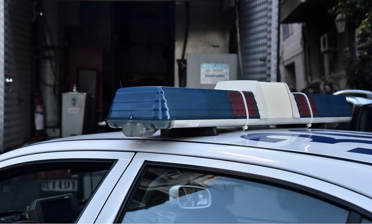 Σάλος-με-γνωστό-Έλληνα-μουσικό:-Αρχηγός-σπείρας-«μαϊμού»-λογιστών-–-Άρπαξαν-600.000-ευρώ-από-πολίτες