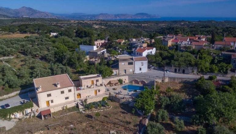 Η-Κρήτη-που-δεν-ξέρεις:-Χωριά-–-φαντάσματα-και-οι-ξεχασμένοι-θρύλοι-τους