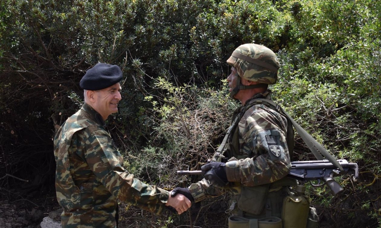 Επίσκεψη-Αρχηγού-ΓΕΣ-στην-Περιοχή-Ευθύνης-της-98-ΑΔΤΕ