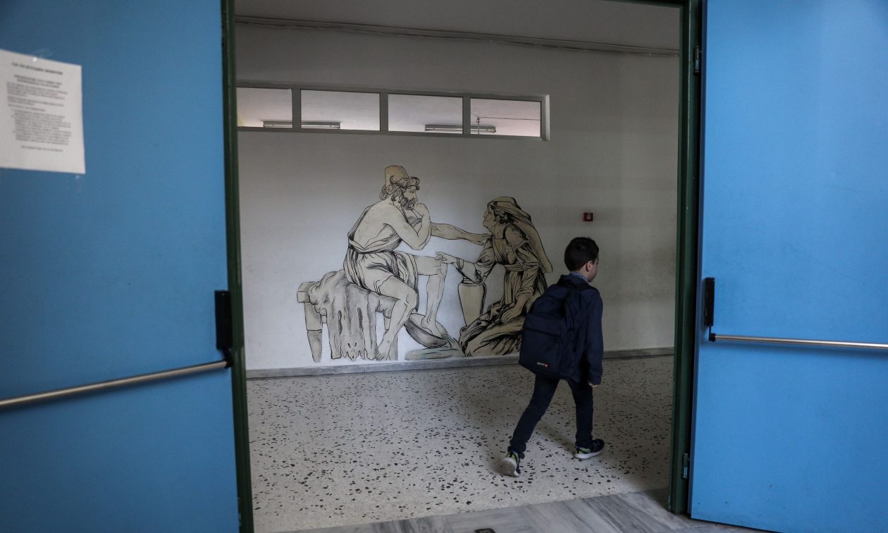 Ασπρόπυργος:-Μπούκαραν-σε-σχολείο-και-άρπαξαν…-τρόφιμα-και-καθαριστικά!