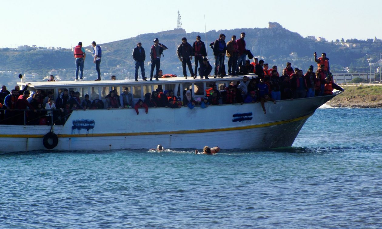 Τραγωδία-στη-Μάγχη:-Μητέρα-και-παιδί-νεκροί-σε-υπερφορτωμένη-λέμβο-μεταναστών