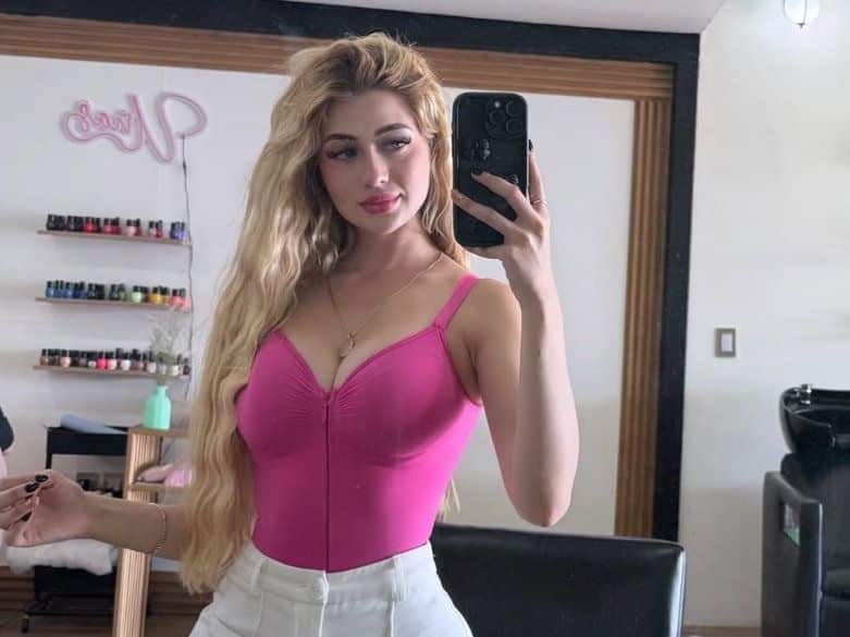 Ανατριχιαστικό:-Ο-δολοφόνος-της-influencer-άφησε-λουλούδια-και-μυστηριώδες-σημείωμα