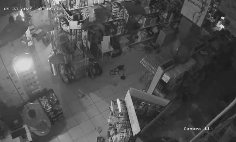 Σεισμός-στην-Κρήτη:-Η-στιγμή-που-«χτυπά»-ο-Εγκέλαδος-–-Νέο-βίντεο-από-το-εσωτερικό-καταστήματος