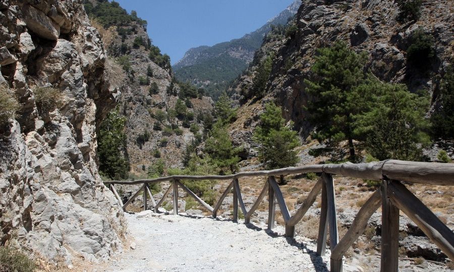 Τραγωδία-στο-Φαράγγι-της-Σαμαριάς-–-Νεκρός-67χρονος-τουρίστας-από-ανακοπή-καρδιάς