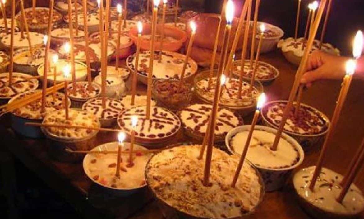 Ψυχοσάββατο-της-Πεντηκοστής-σήμερα:-Μνημόσυνο-για-τις-ψυχές-των-κεκοιμημένων