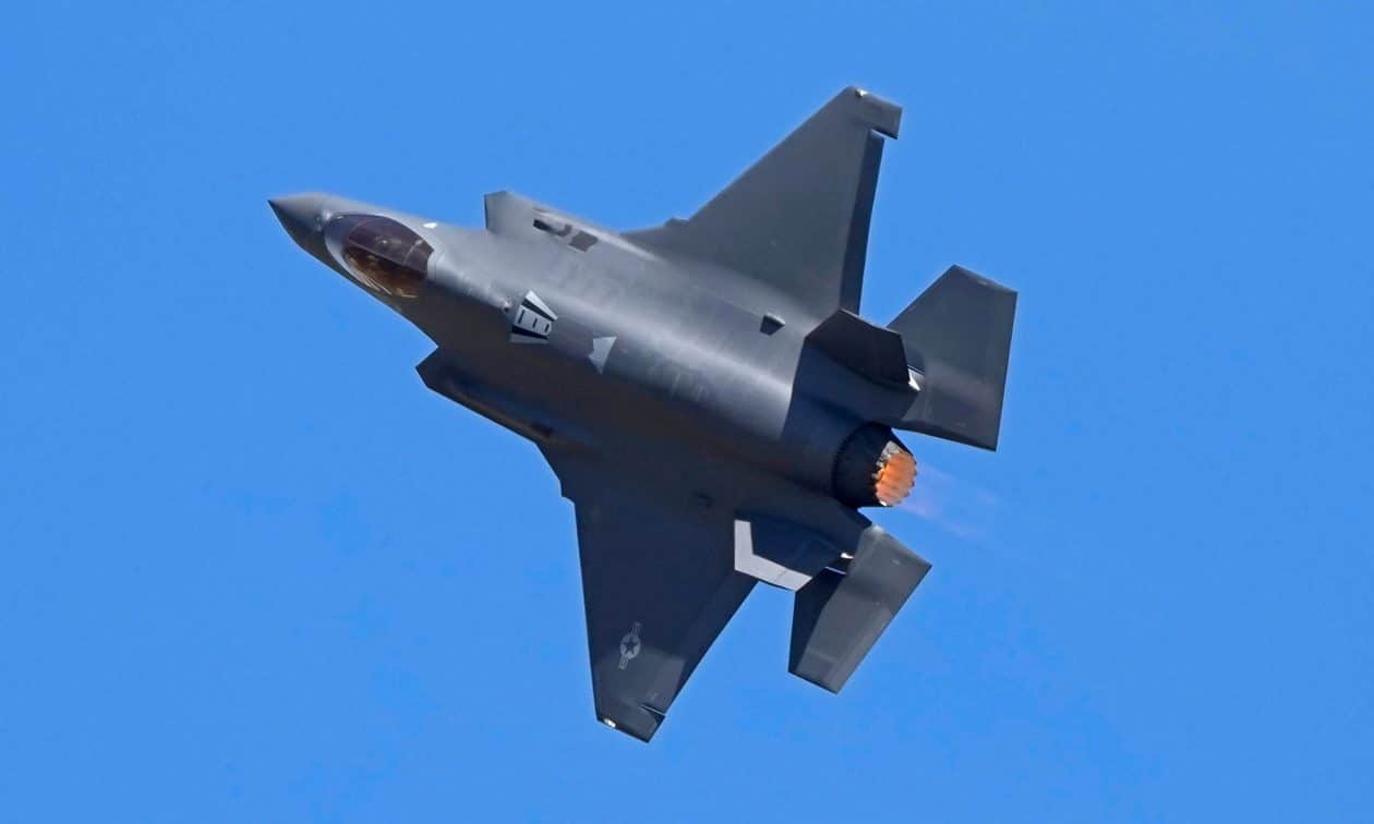 Η-Βρετανία-αποκτά-f-35-που-μπορούν-να-φέρουν-πυρηνικά-–-12-αεροσκάφη-θα-αγοράσει-το-Λονδίνο