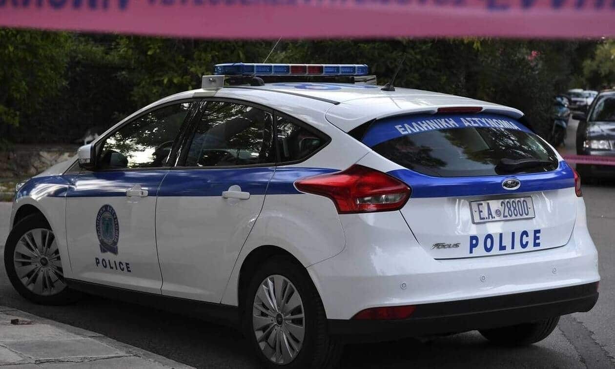 Τροχαίο-ατύχημα-κοντά-στην-πλατεία-Αττικής-–-Οδηγός-έχασε-τον-έλεγχο-του-αυτοκινήτου-και-«τούμπαρε»