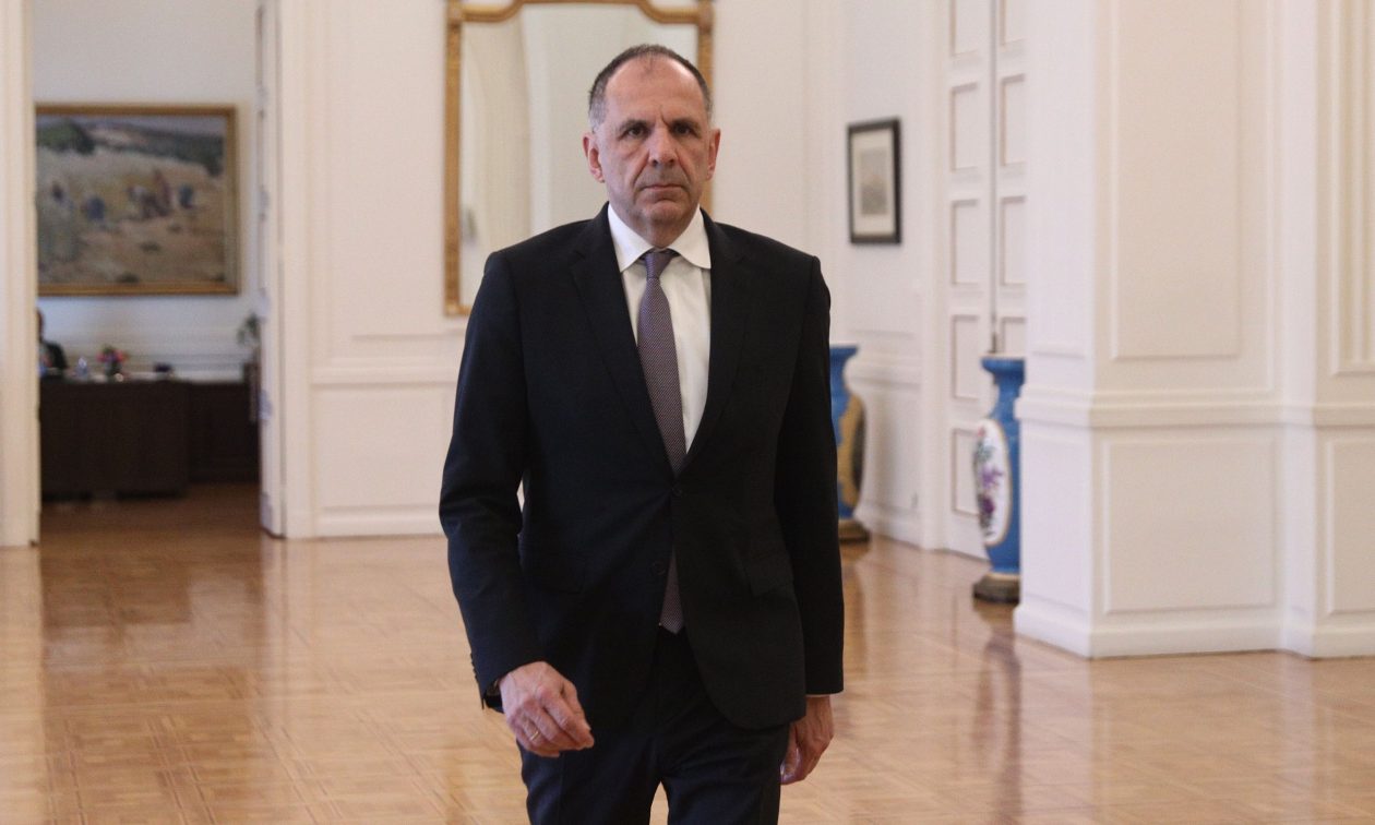 Συνάντηση-Γεραπετρίτη-Χαφτάρ-στη-Λιβύη