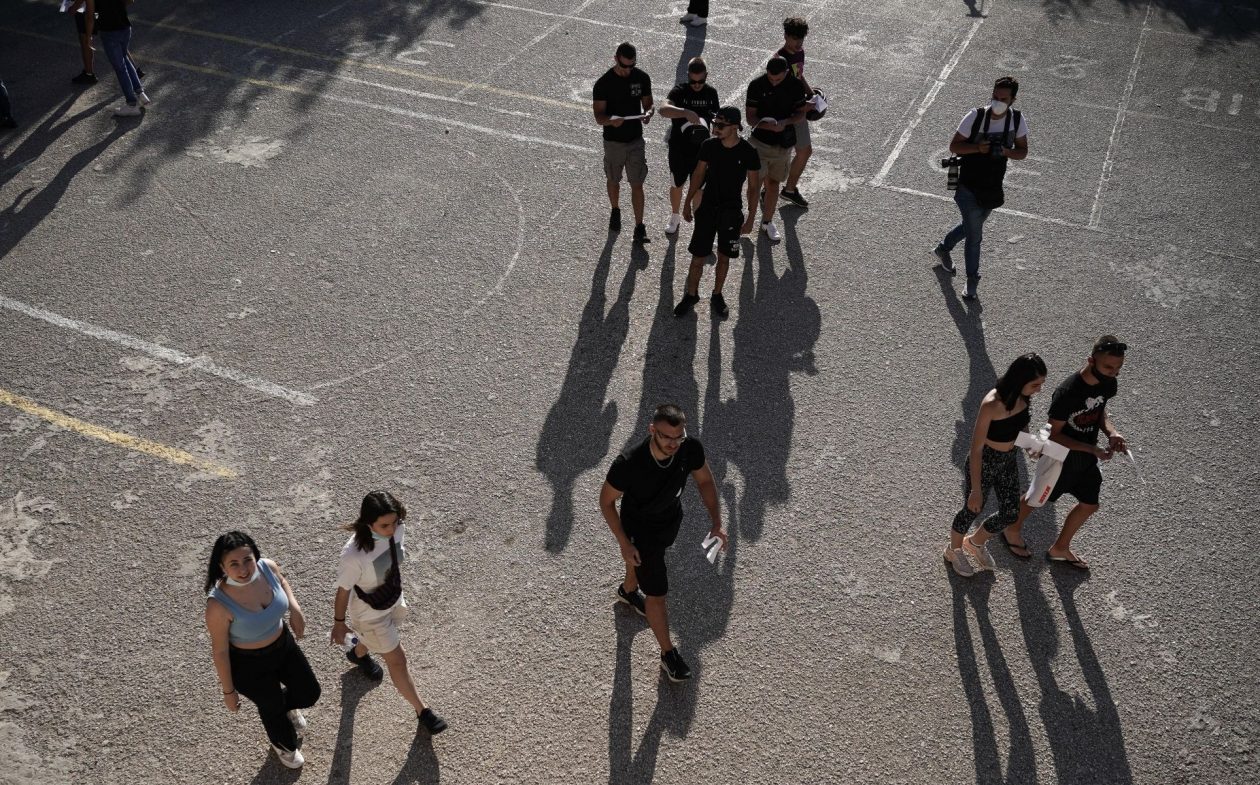 Ολλανδία:-Αύξηση-της-συγκέντρωσης-και-της-διαδραστικότητας-των-μαθητών-δίχως-κινητά