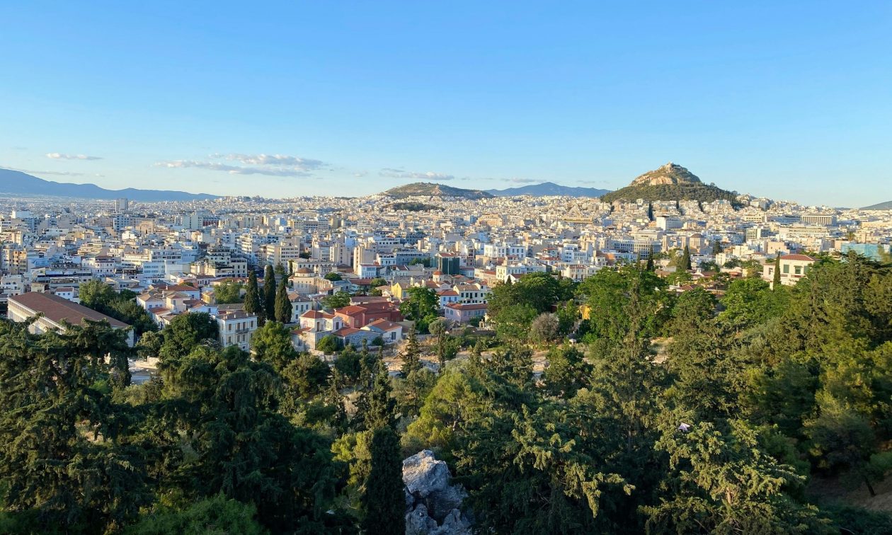 «Εξοικονομώ-–-Επιχειρώ»-και-«Ανακαινίζω»-για-νέους:-Πότε-λήγει-η-παράταση-για-τα-προγράμματα