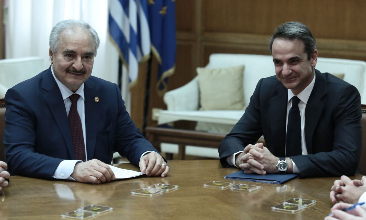 Η-κρίσιμη-συνάντηση-Μητσοτάκη-–-Πλεύρη:-Η-Ελλάδα-δεν-είναι-ξέφραγο-αμπέλι