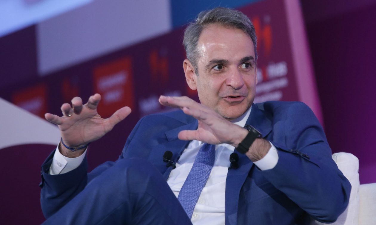 Κυριάκος-Μητσοτάκης:-Αναστέλλεται-για-3-μήνες-το-άσυλο-για-τους-μετανάστες