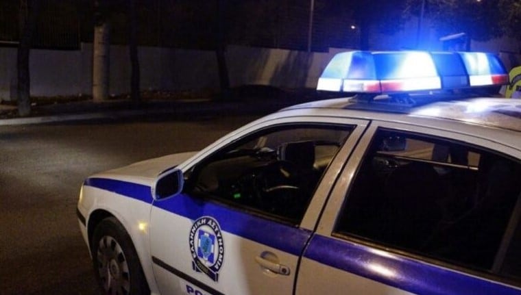 Συνελήφθη-44χρονος-Ιταλός-που…-ούρησε-στο-άγαλμα-του-γερμανικού-προξενείου-στη-Θεσσαλονίκη
