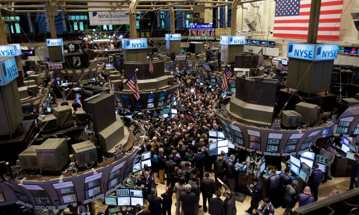 wall-street:-Η-«βουτιά»-της-μετοχής-της-general-motors-συμπαρέσυρε-τον-nasdaq-–-Κέρδη-για-dow-jones
