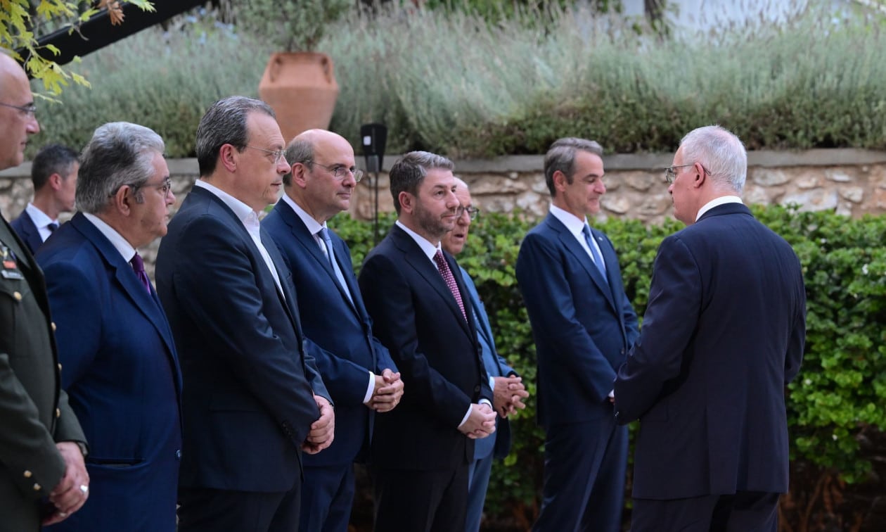 Η-δεξίωση-στο-Προεδρικό-Μέγαρο-για-τα-51-χρόνια-από-την-αποκατάσταση-της-Δημοκρατίας-–-Εικόνες
