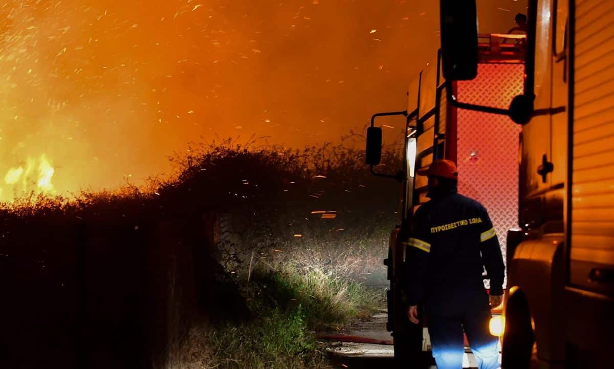 Φωτιά-στα-Κύθηρα:-Χωρίς-ενεργό-μέτωπο-η-πυρκαγιά-–-Ενισχύονται-οι-πυροσβεστικές-δυνάμεις