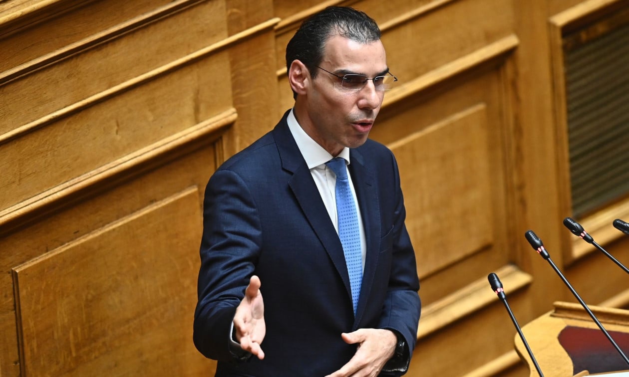 Θεμιστοκλέους:-«Σήμερα-το-ΕΚΑΒ-διαθέτει-τον-μεγαλύτερο-στόλο-πτητικών-μέσων-που-είχε-ποτέ»