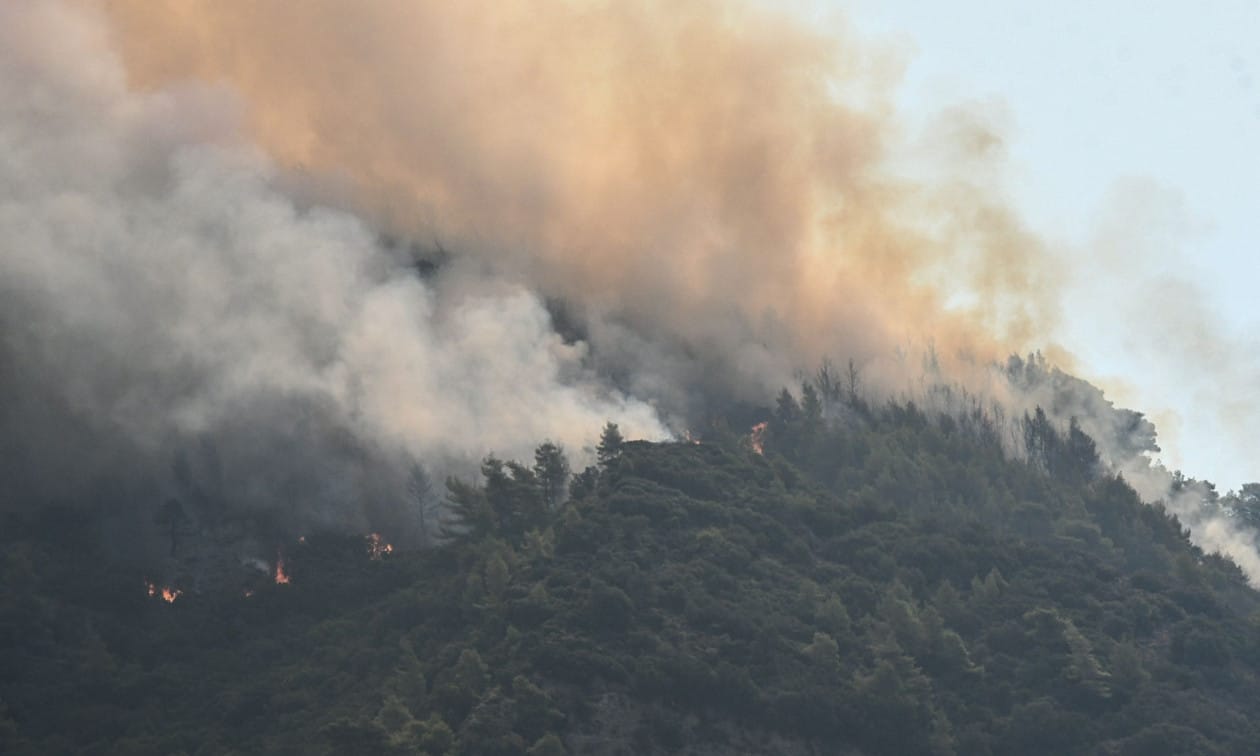 Φωτιά-Αχαΐα:-Νέο-μήνυμα-εκκένωσης-από-το-112