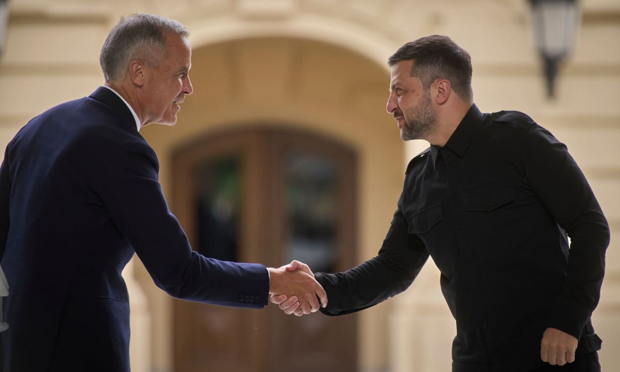 Ταξίδι-–-«αστραπή»-του-Κάρνεϊ-στο-Κίεβο-και-μήνυμα-στήριξης-στην-Ουκρανία