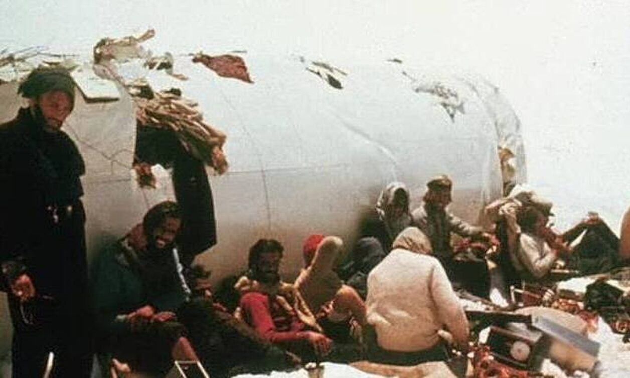 Η-ιστορία-κανιβαλισμού-που-έγινε-ταινία:-Επιβάτες-αεροπλάνου-έφαγαν-τους-νεκρούς-συνεπιβάτες-τους