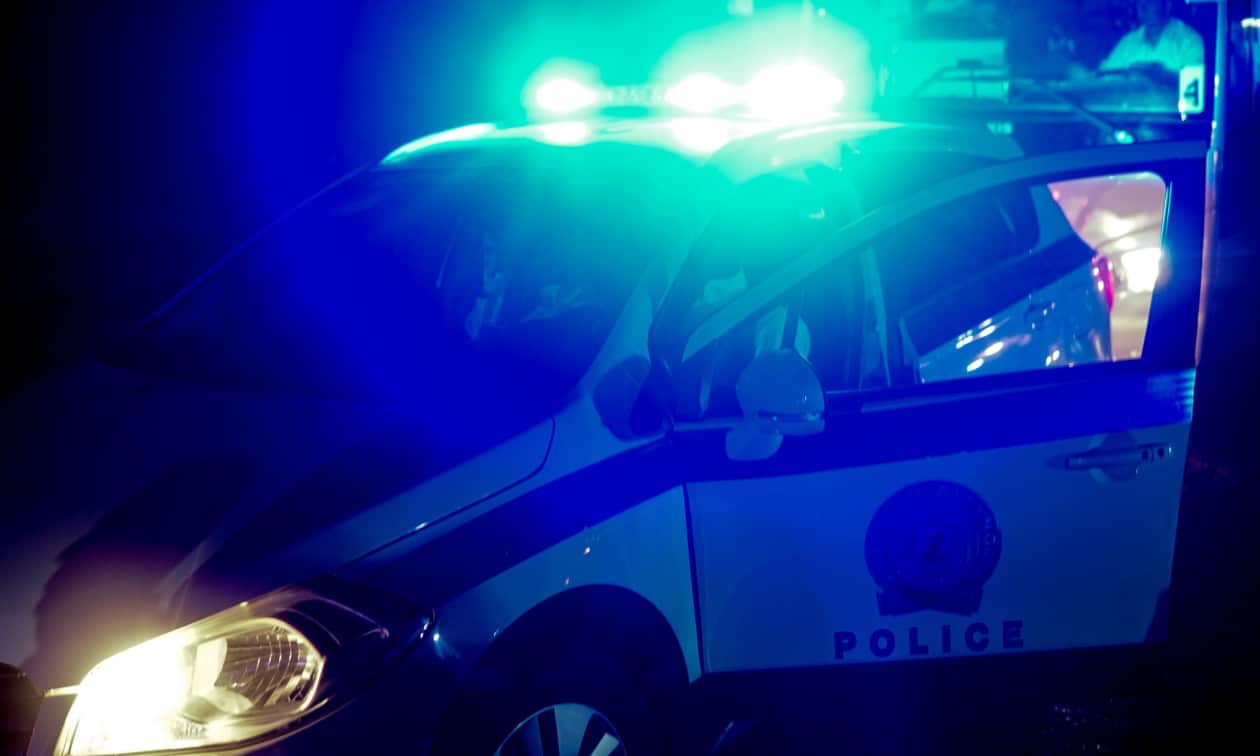 Τήνος:-Συνελήφθη-42χρονος-για-ενδοοικογενειακή-βία-σε-βάρος-του-ανήλικου-παιδιού-του