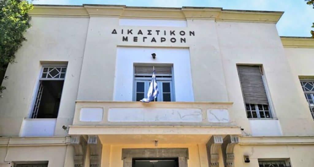 Φυλάκιση-τριών-ετών-σε-33χρονο-για-μακροχρόνια-παρενόχληση-και-απειλές-κατά-της-πρώην-συντρόφου-του