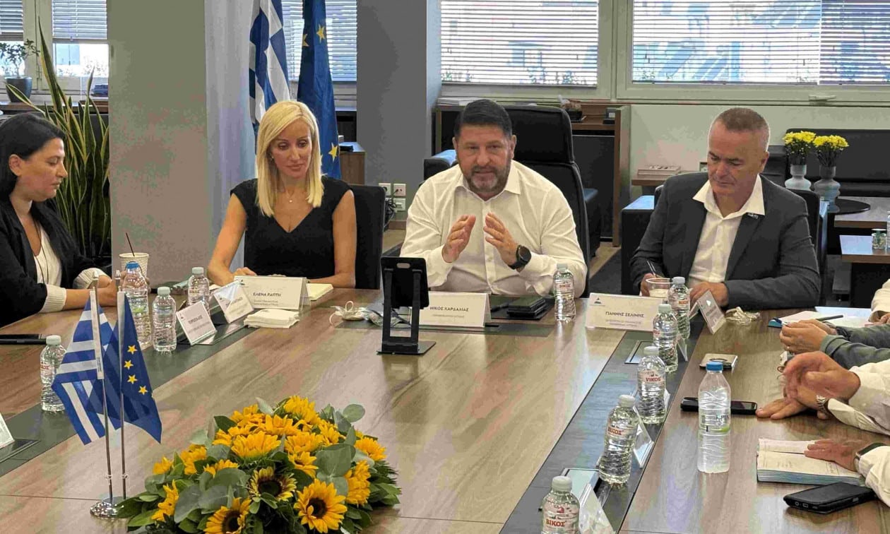 Χαρδαλιάς-σε-αντιπεριφερειάρχες:-«Είμαστε-στρατιώτες-που-καλούνται-να-υπηρετήσουν-τους-πολίτες»