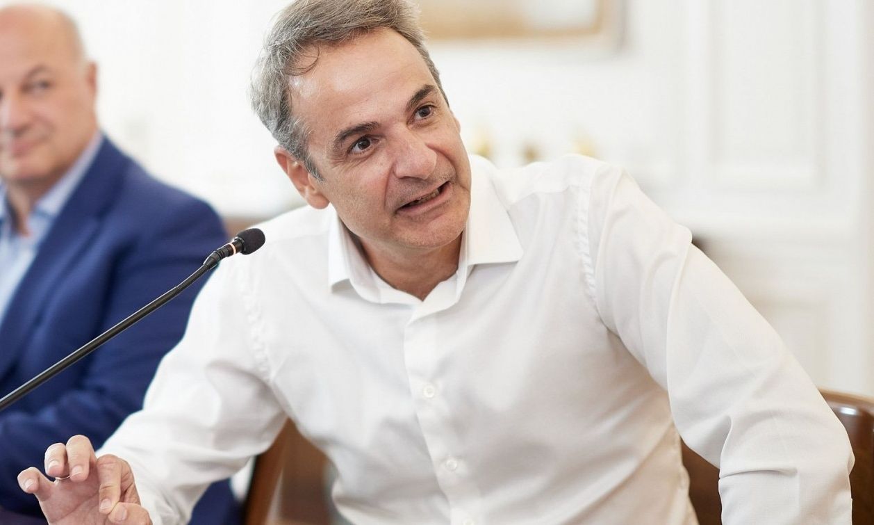 Κυριάκος-Μητσοτάκης:-Η-κυριακάτικη-ανασκόπηση-με-φρεγάτα-belharra,-chevron-και-εργασιακά