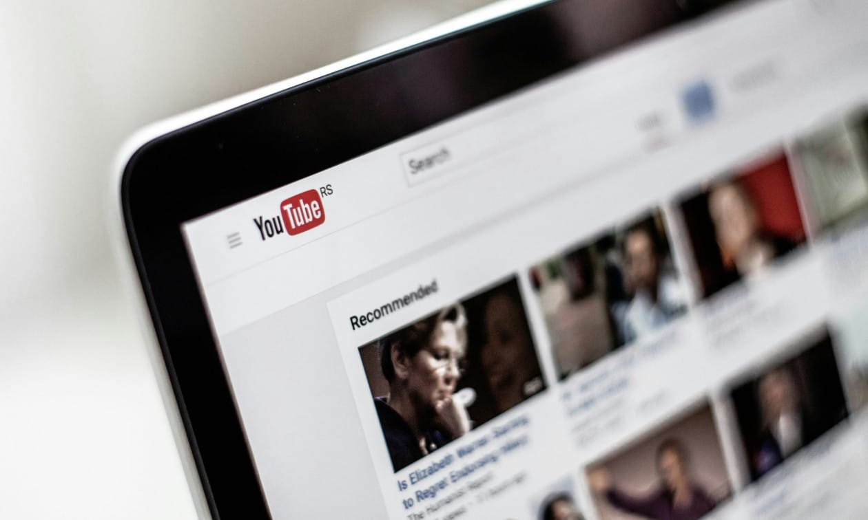 Η-google-παραδέχεται-την-πολιτική-λογοκρισία-στο-youtube-επί-Μπάιντεν-–-Ανοίγει-ξανά-λογαριασμούς