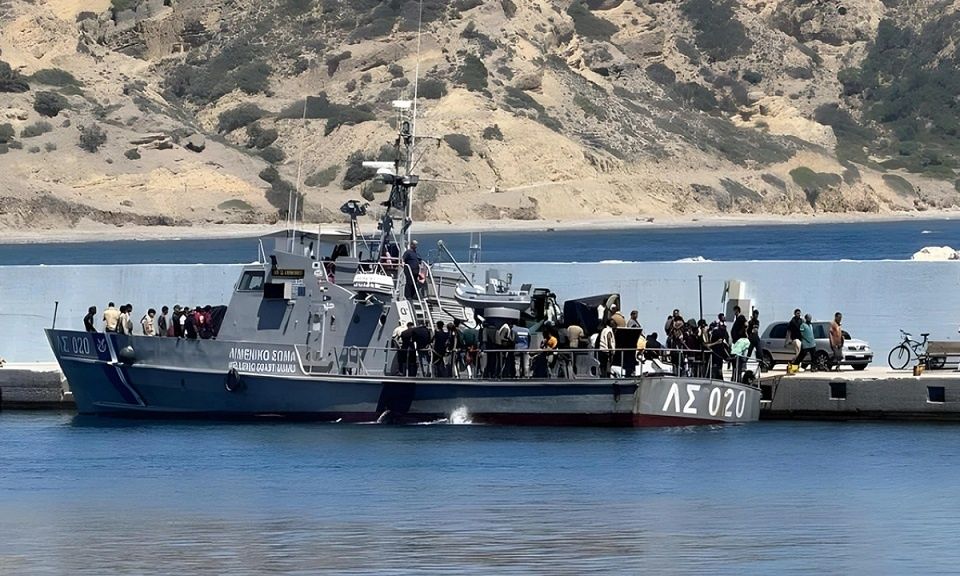 Μεταναστευτικό:-Το-νέο-«κόλπο»-των-διακινητών-–-Πώς-άλλαξαν-«ρότα»-μετά-τον-Ιούλιο