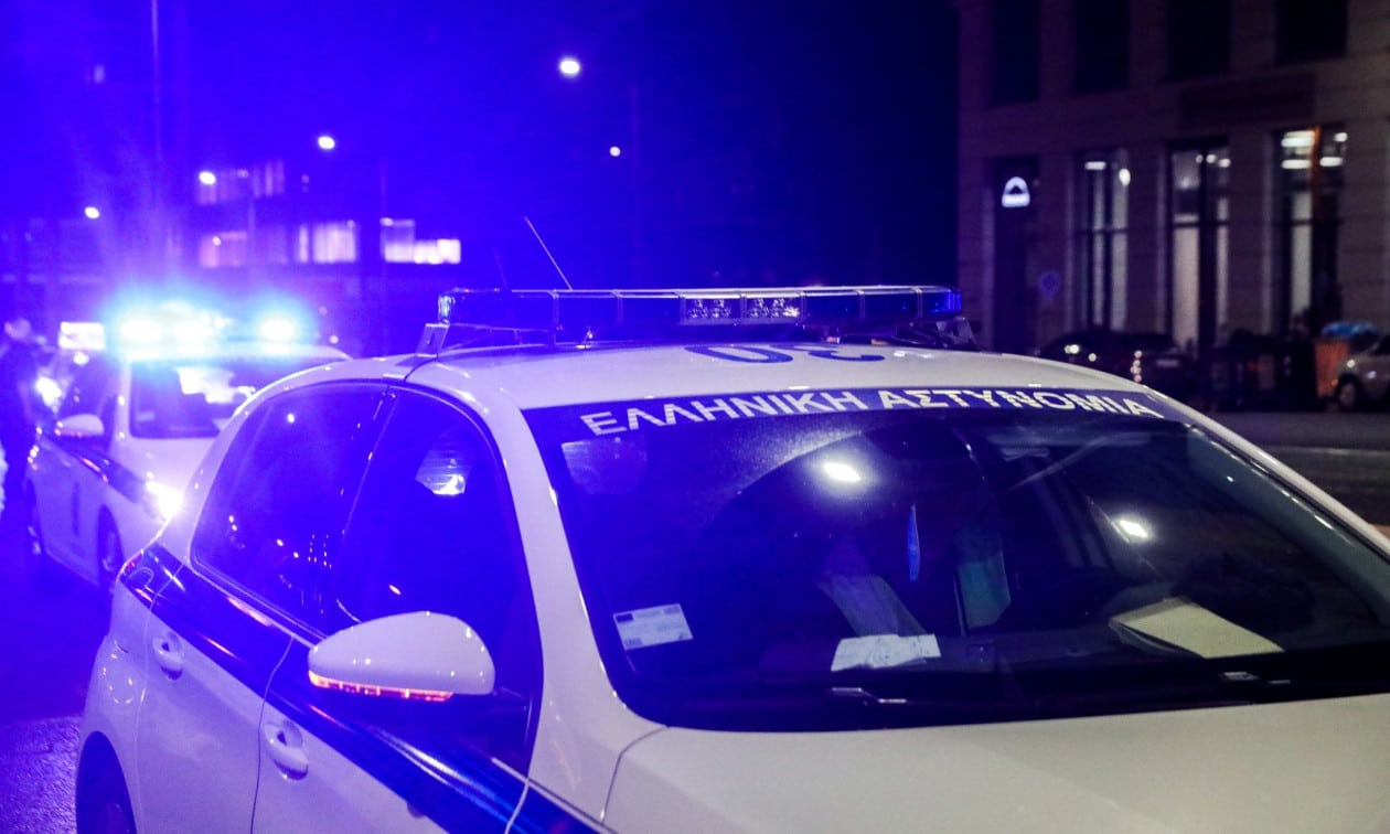 Κρήτη:-aιματηρό-επεισόδιο-με-δύο-νεαρούς-στο-λιμάνι-της-Παντάνασσας-–-Στο-νοσοκομείο-ο-ένας