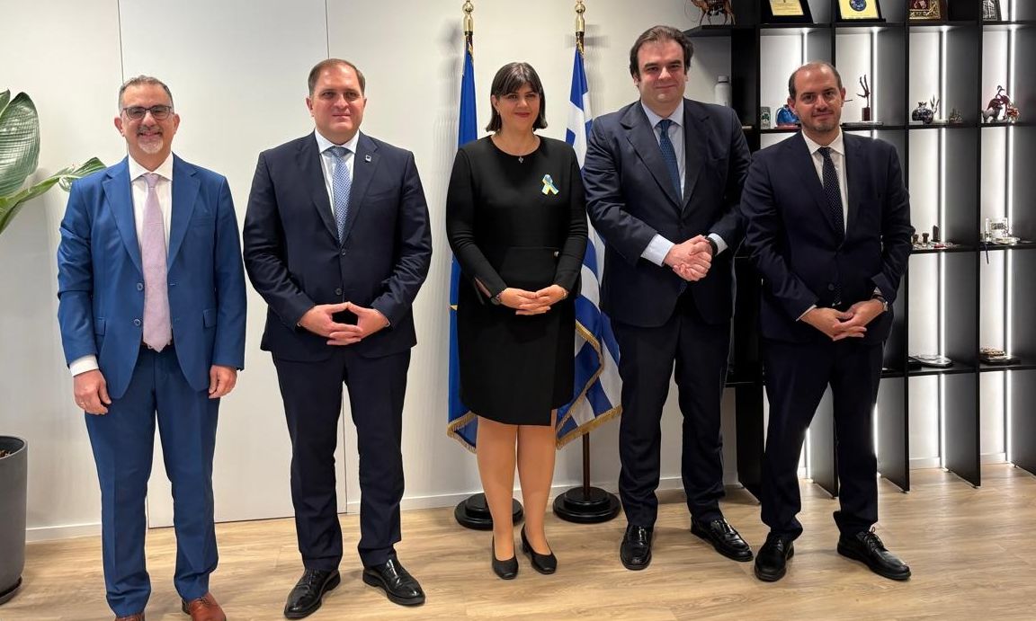 Συνάντηση-Πιερρακάκη-με-Λάουρα-Κοβέσι:-Καταπολέμηση-της-τελωνειακής-και-φορολογικής-απάτης