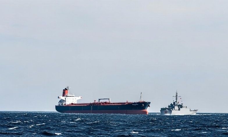 Δανία:-Δεξαμενόπλοιο-του-σκιώδους-στόλου-της-Ρωσίας-ύποπτο-για-τις-υπερπτήσεις-drones